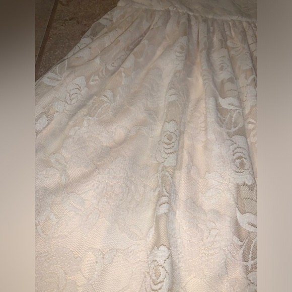 🤍Forever 21 Romantic Lace Floral Mini Dress - Cream/Off White - Size Medium - Picture 4 of 12